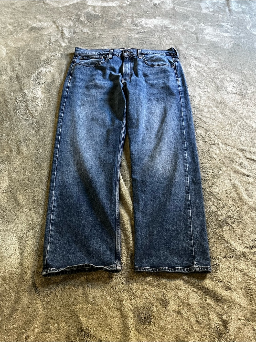 Levi's Relaxed Straight Jeans in Dark Blue Wash